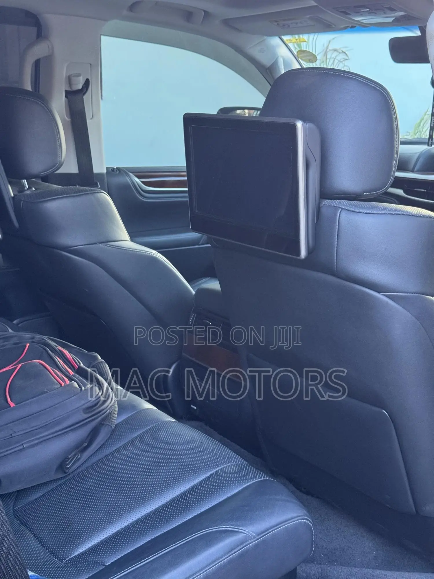 Lexus LX 570 AWD 2016 Black