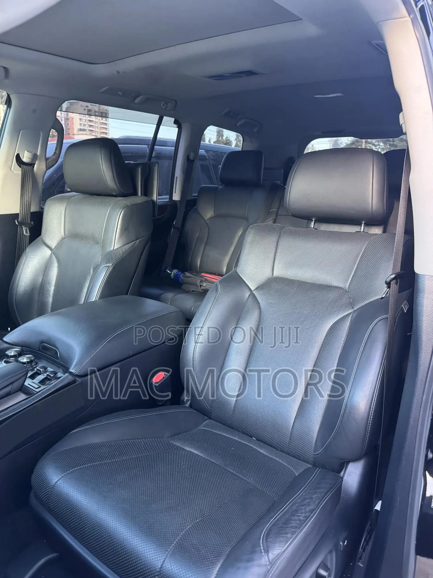Lexus LX 570 AWD 2016 Black