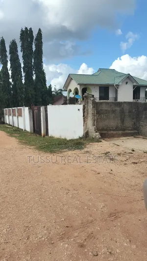 4bdrm House in Salasala Mboma Rd, Kinondoni for sale