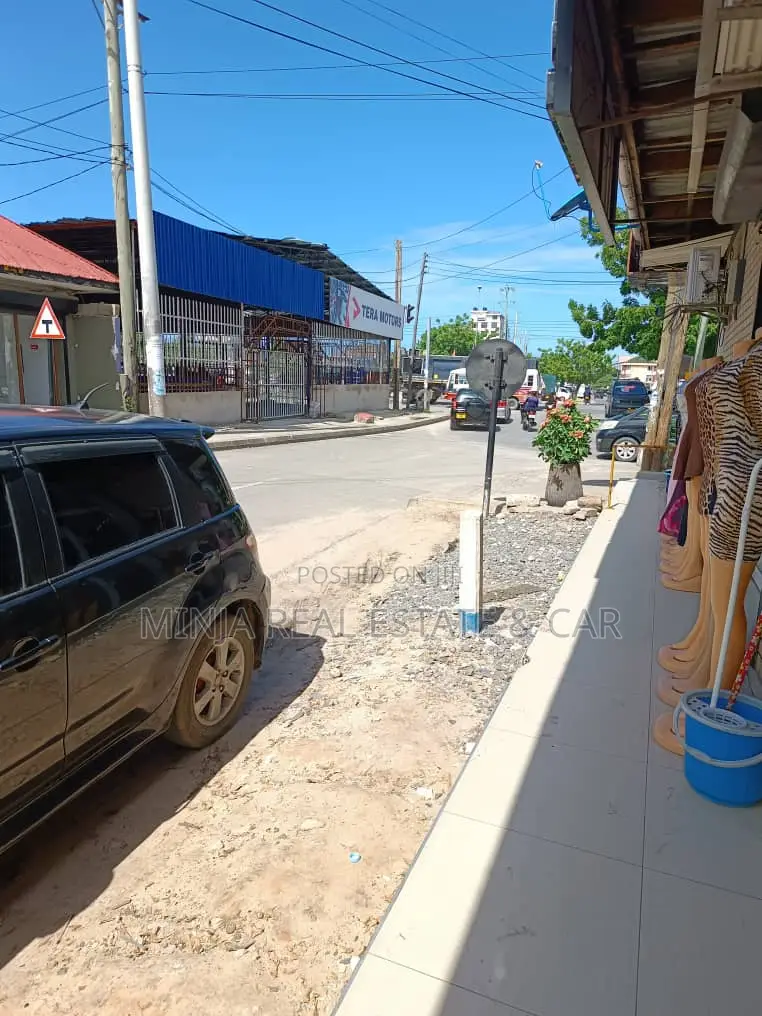 Plot/House for Sale Kinondoni A