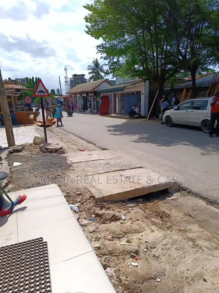 Plot/House for Sale Kinondoni A