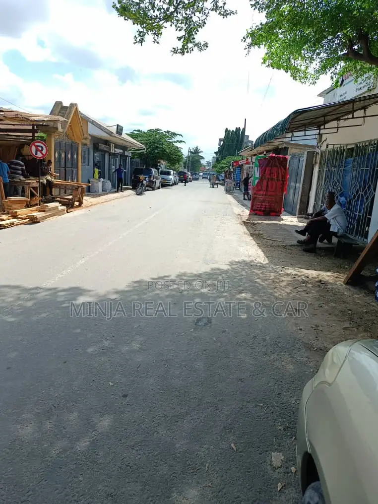 Plot/House for Sale Kinondoni A