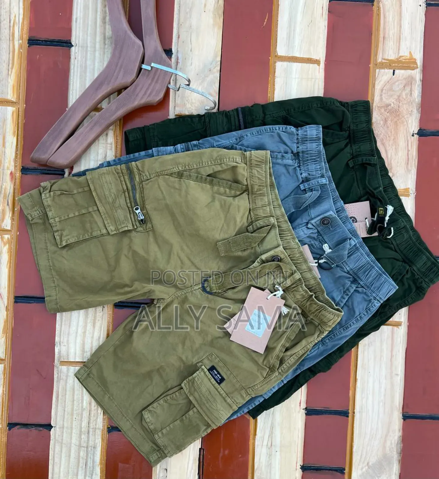 Men's Short Cargo Plain Quality QXL Style