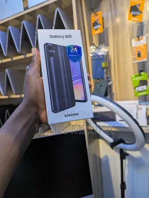 New Samsung Galaxy A05 64 GB Blue