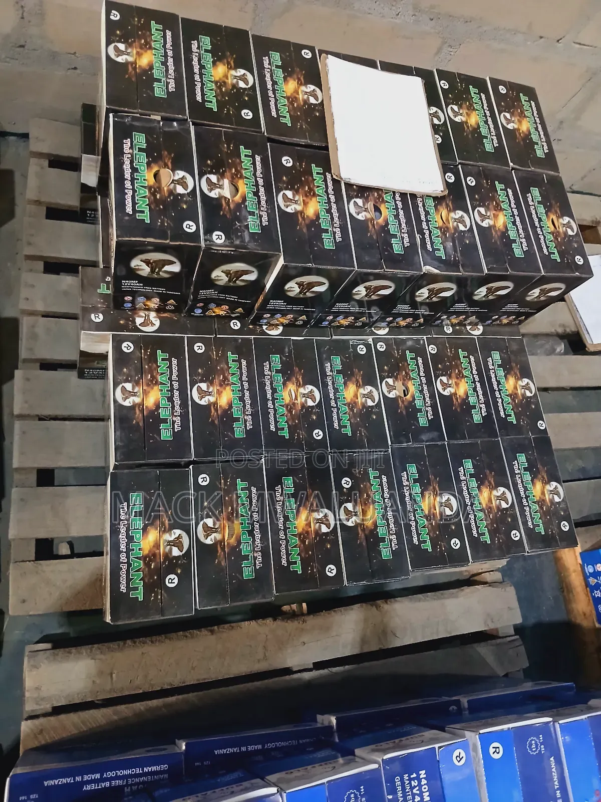 Buffalo Car Solar Batteries but Brand Like Elephant,