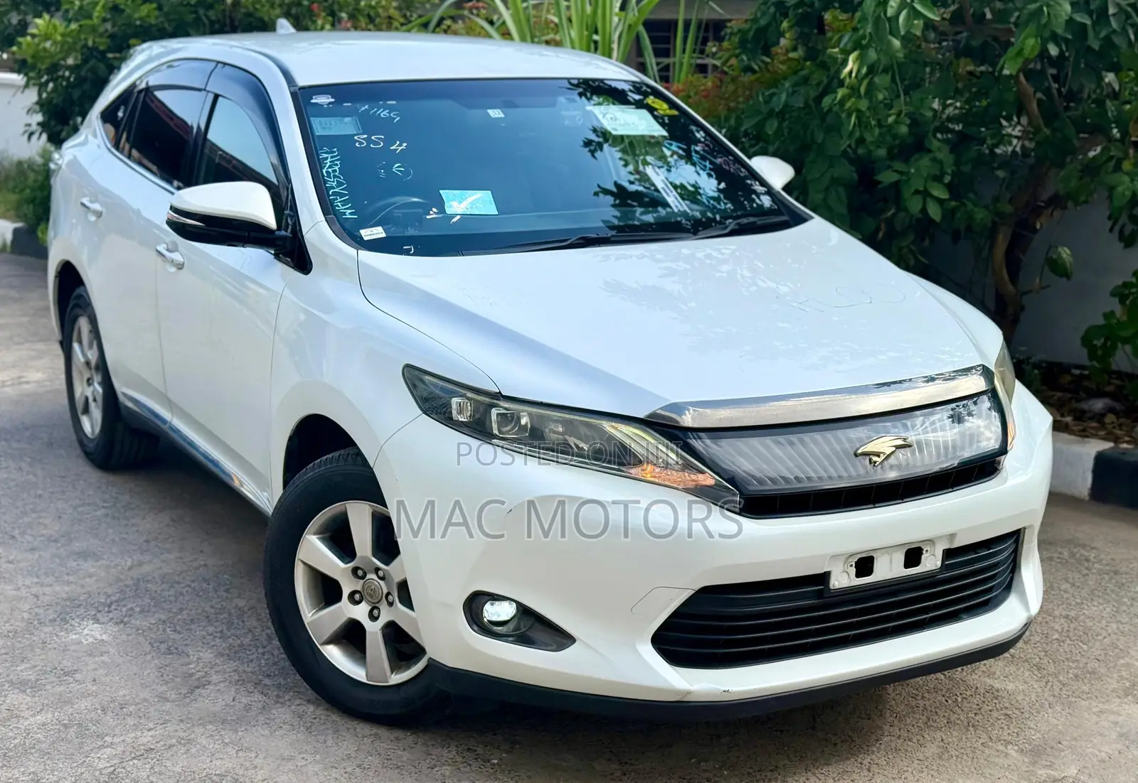 Toyota Harrier 2014 White