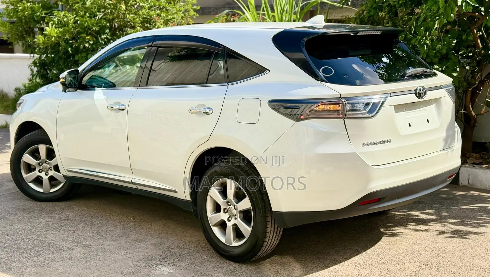 Toyota Harrier 2014 White