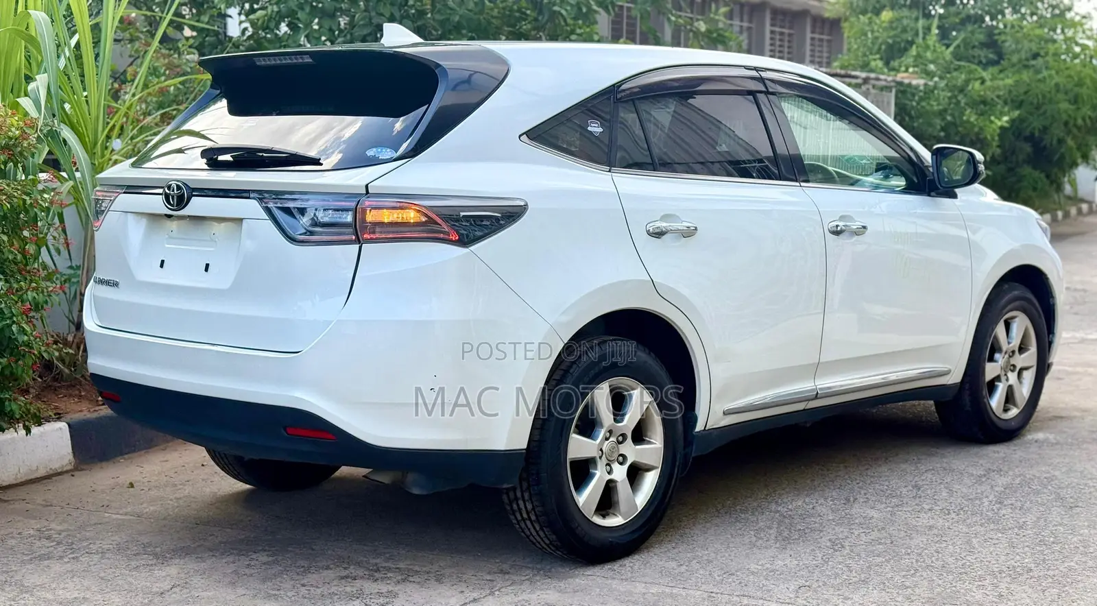 Toyota Harrier 2014 White