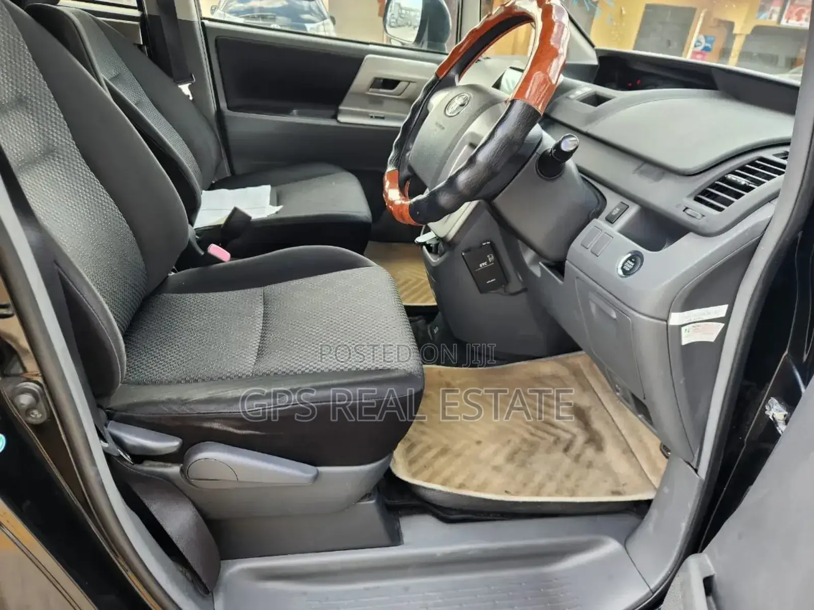 Toyota Noah 2008 Black