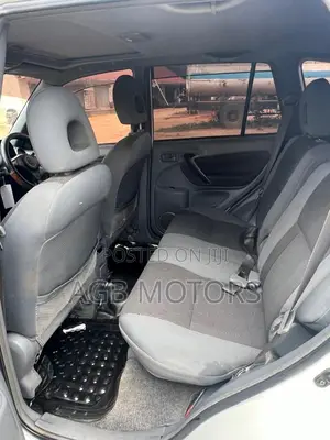 Toyota RAV4 2005 Silver