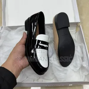 Loves Shoes Women's