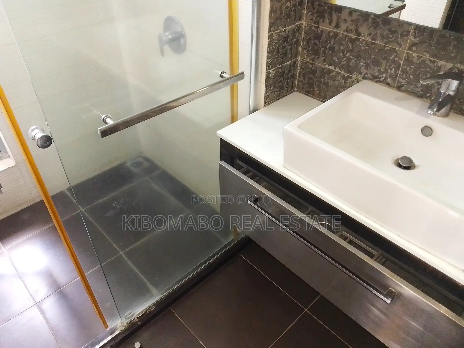 Furnished 3bdrm Apartment in Upanga East for rent