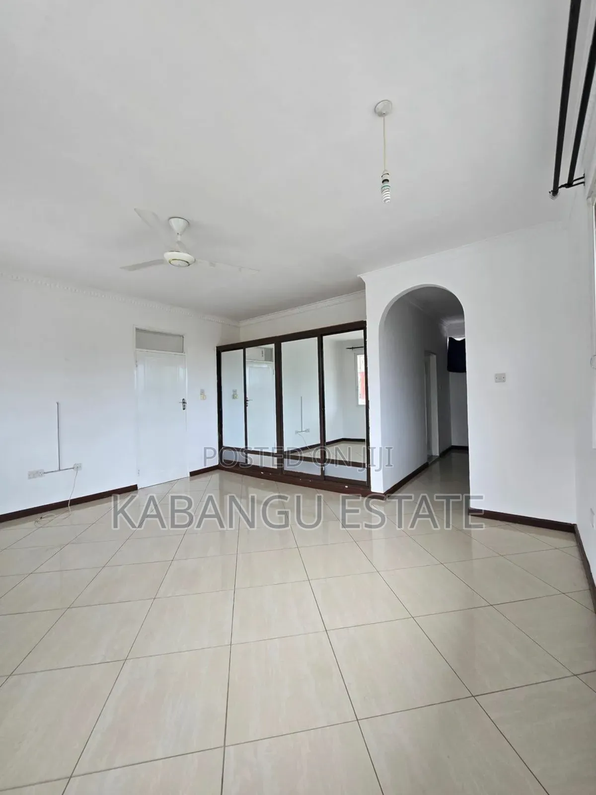 4bdrm House in Mbezibeach Shoppers for rent