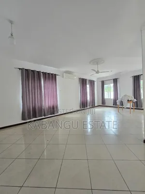 4bdrm House in Mbezibeach Shoppers for rent