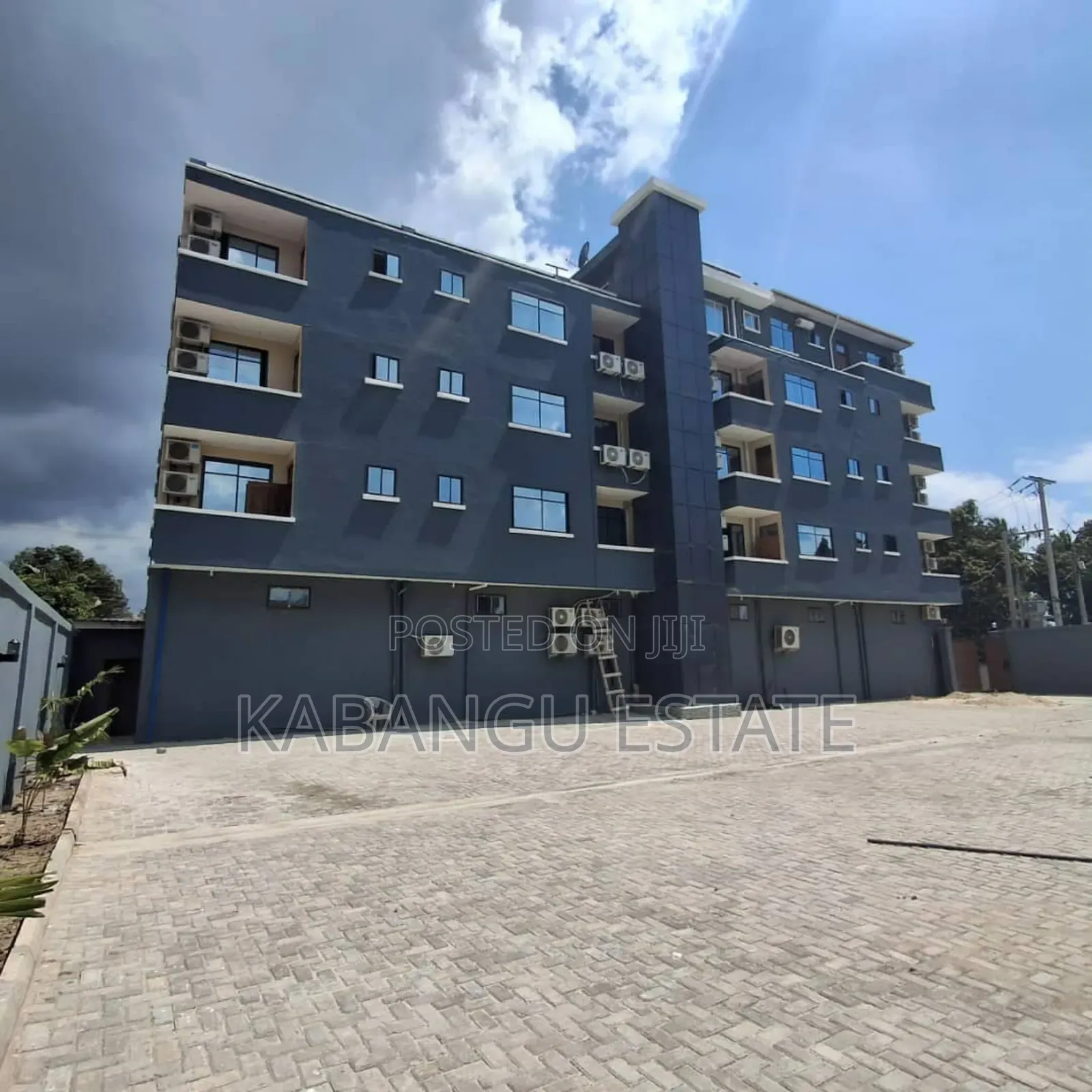 2bdrm Apartment in Mbezibeach Rainbow for rent