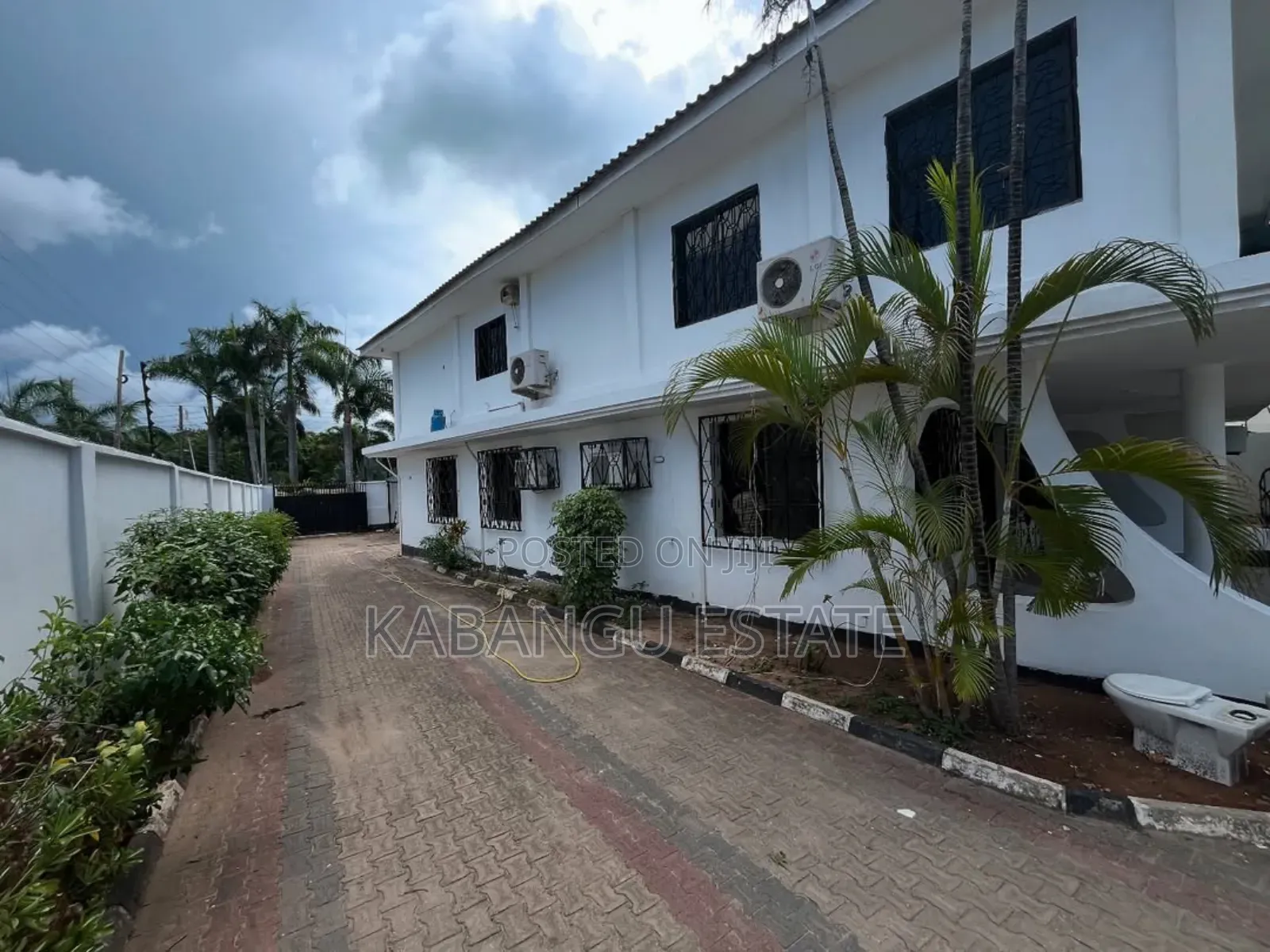 4bdrm House in Masaki for rent
