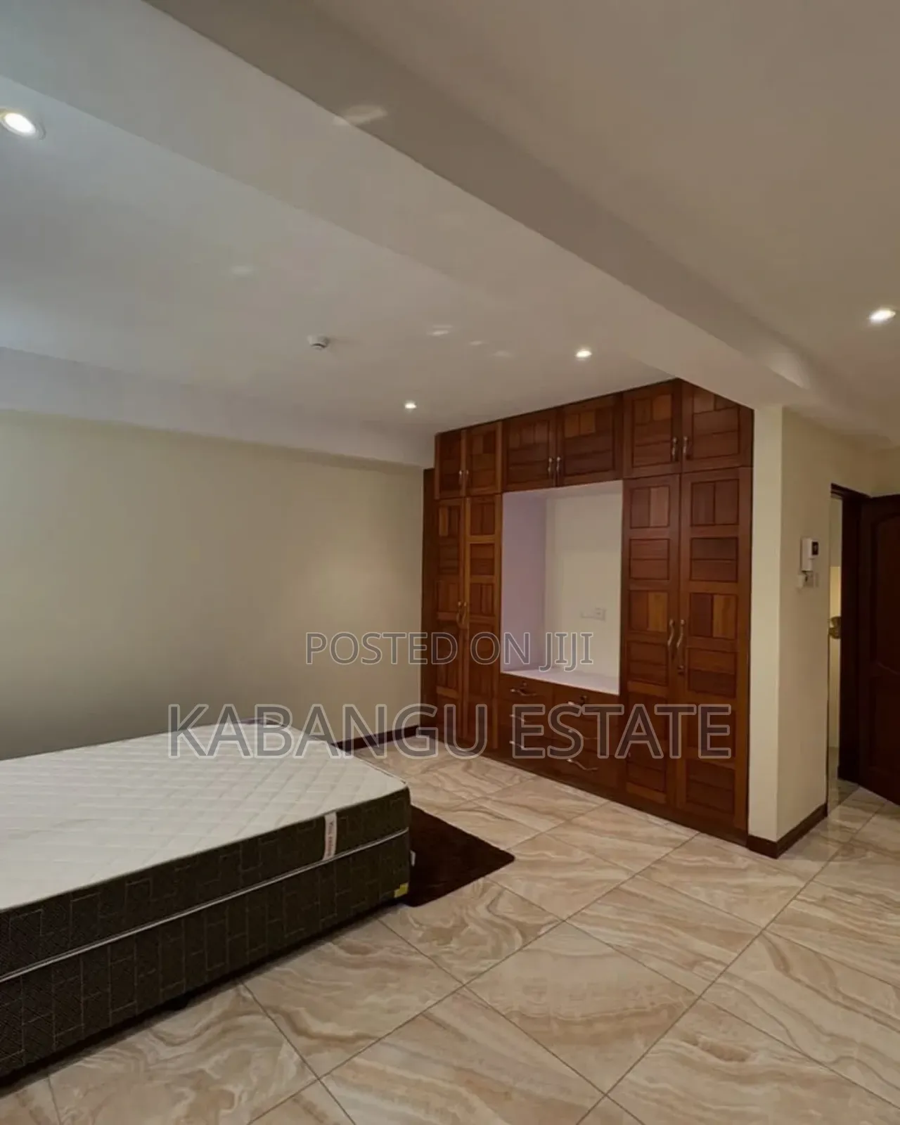 Furnished 3bdrm Villa in Ada Estates Secured for rent