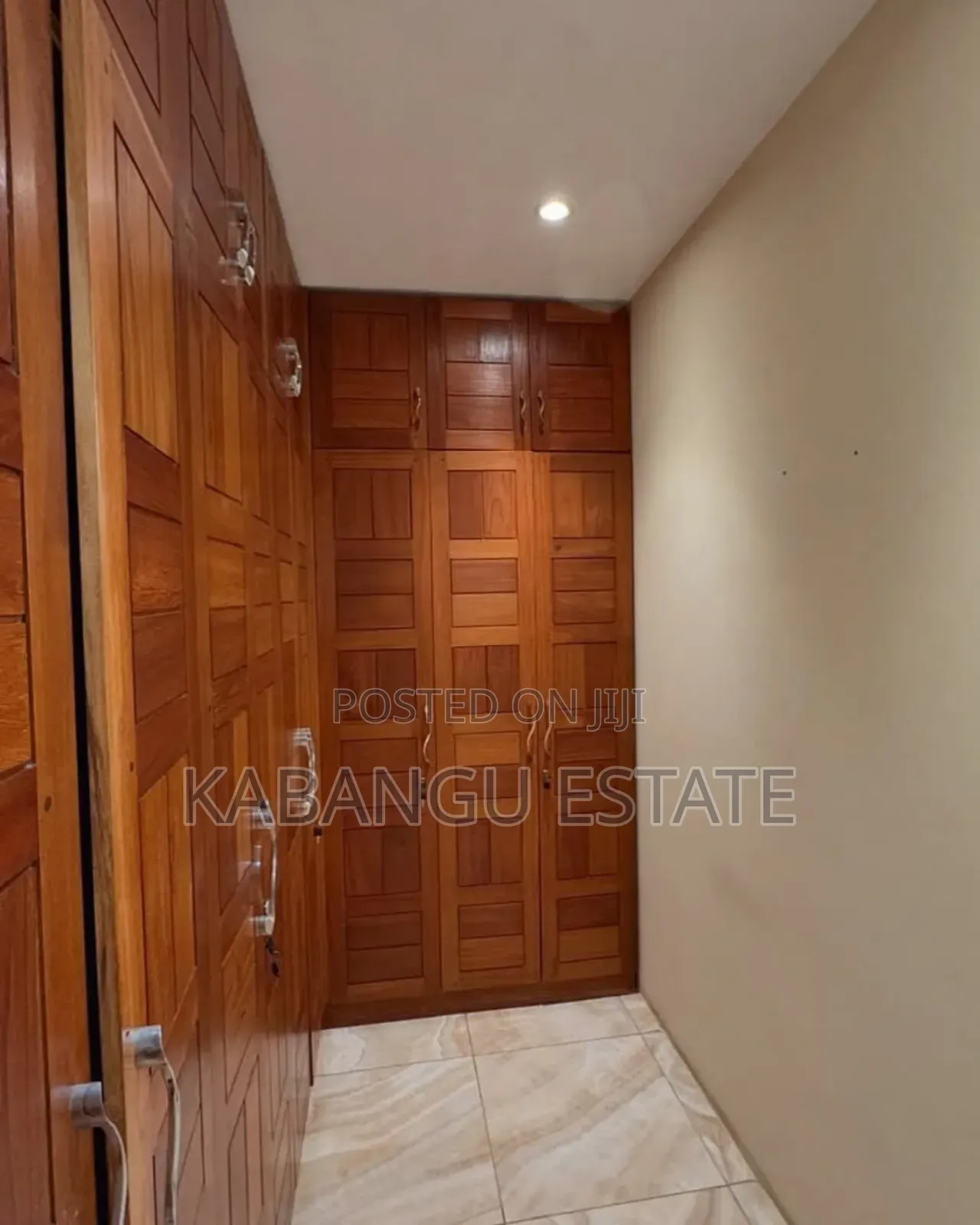 Furnished 3bdrm Villa in Ada Estates Secured for rent