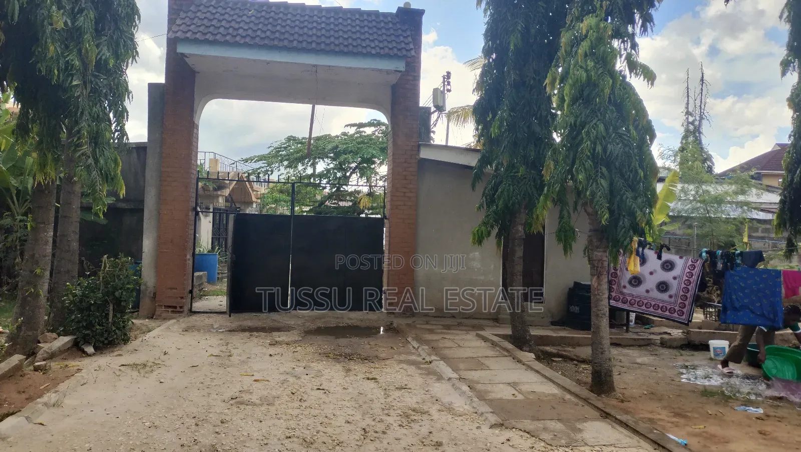 7bdrm House in Mikocheni B Ushindi for sale