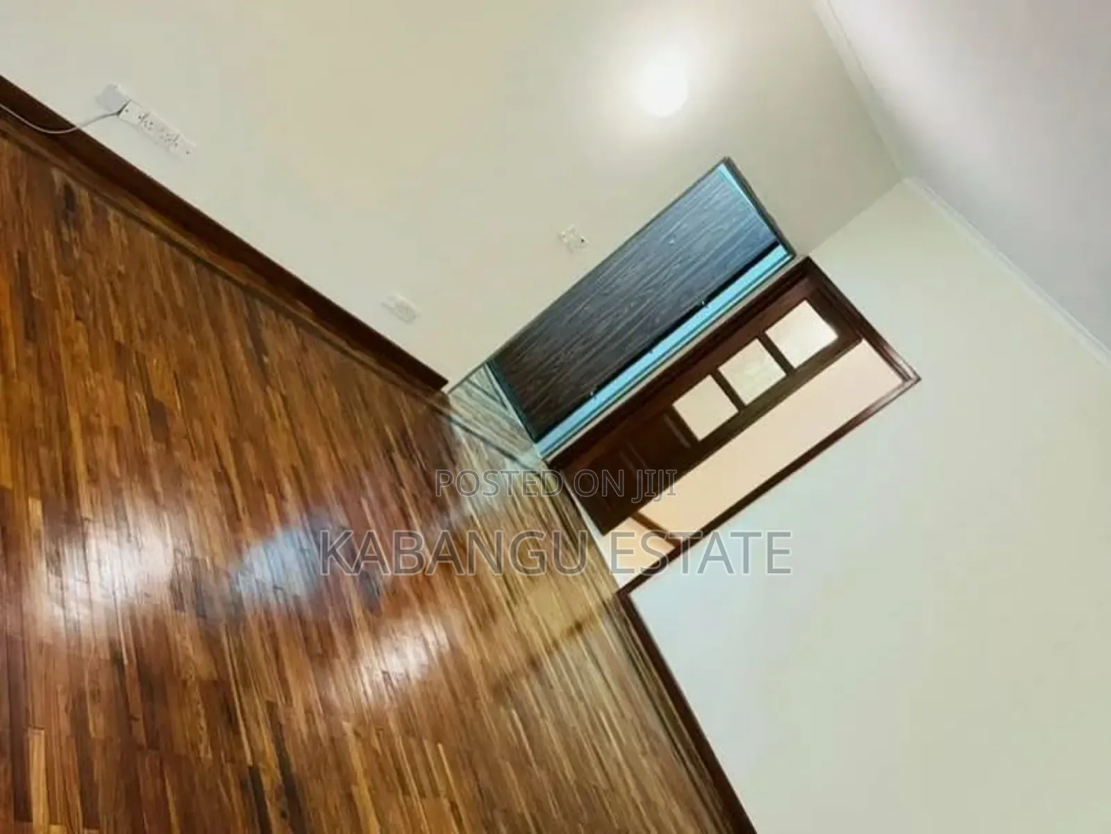 4bdrm Villa in Oysterbay for rent