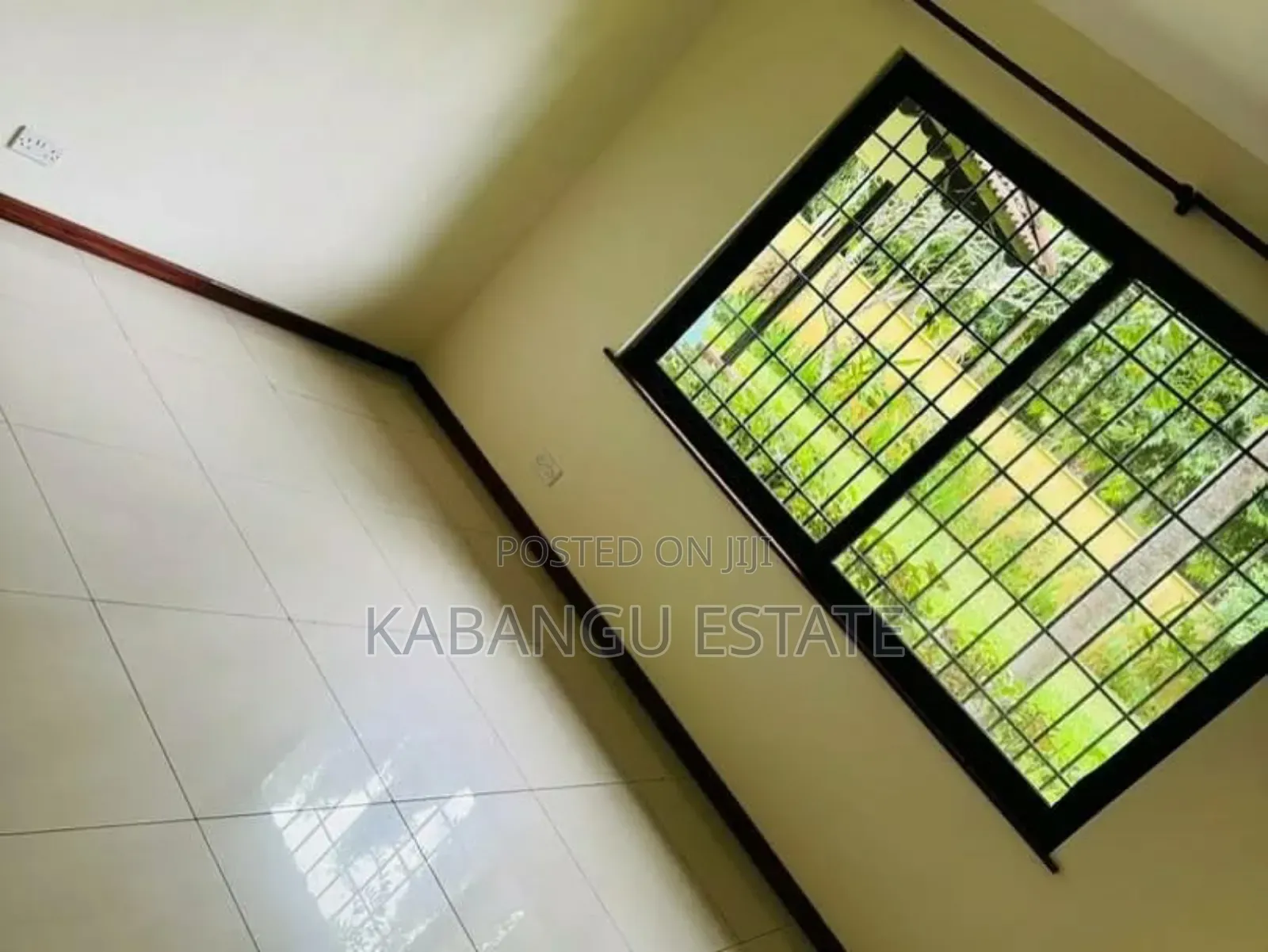 4bdrm Villa in Oysterbay for rent