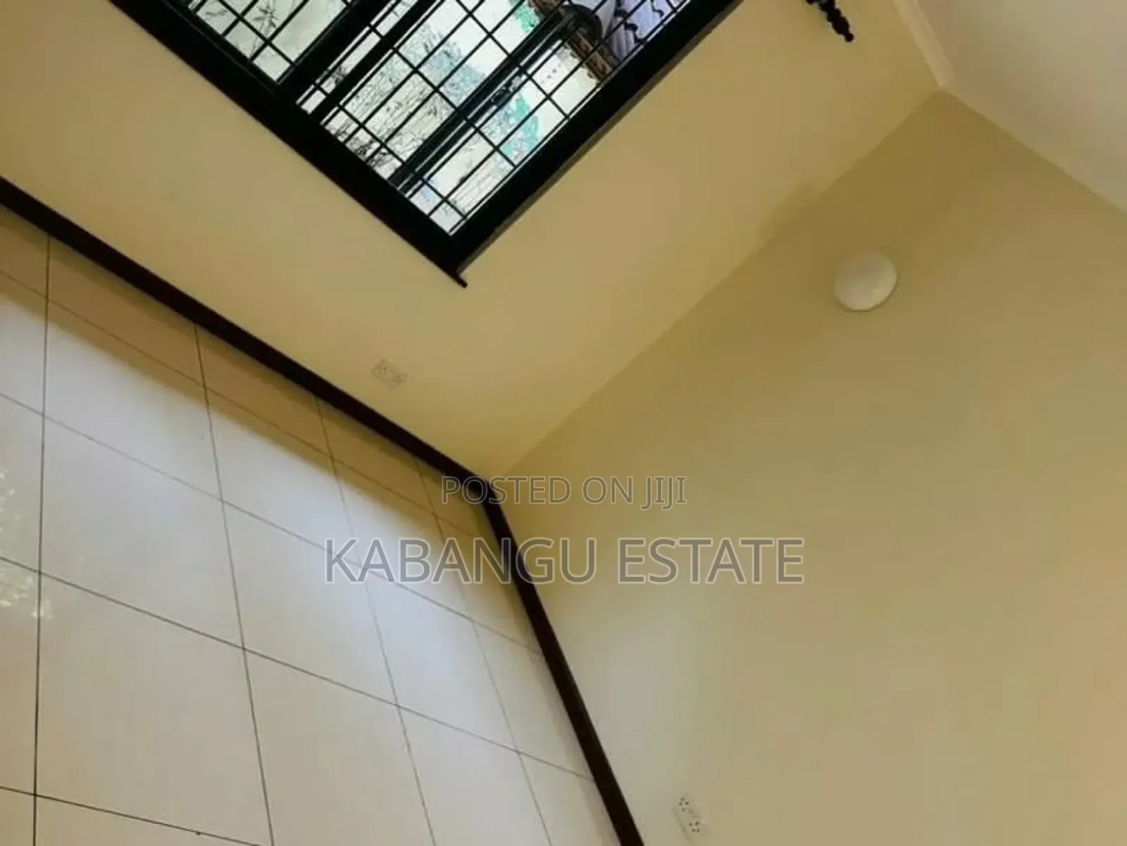 4bdrm Villa in Oysterbay for rent