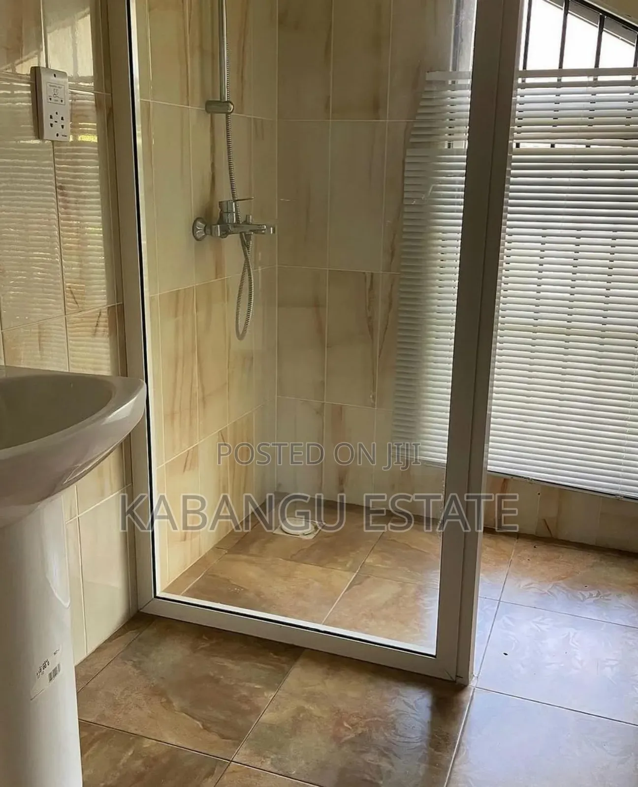 Furnished 4bdrm Villa in Oysterbay for rent