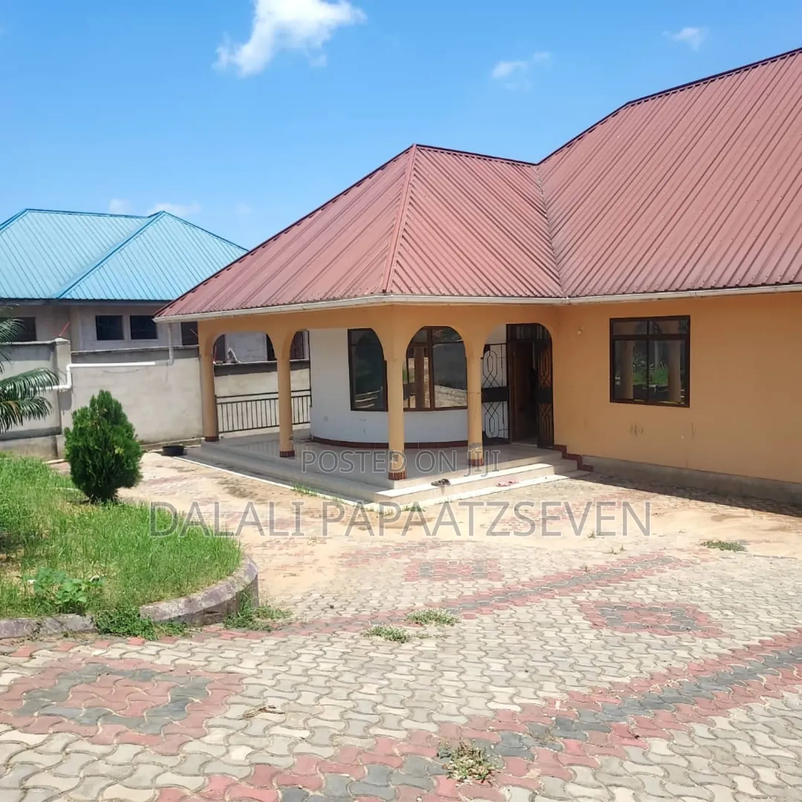 3bdrm House in Dalalipapaatzseven, Bunju for rent