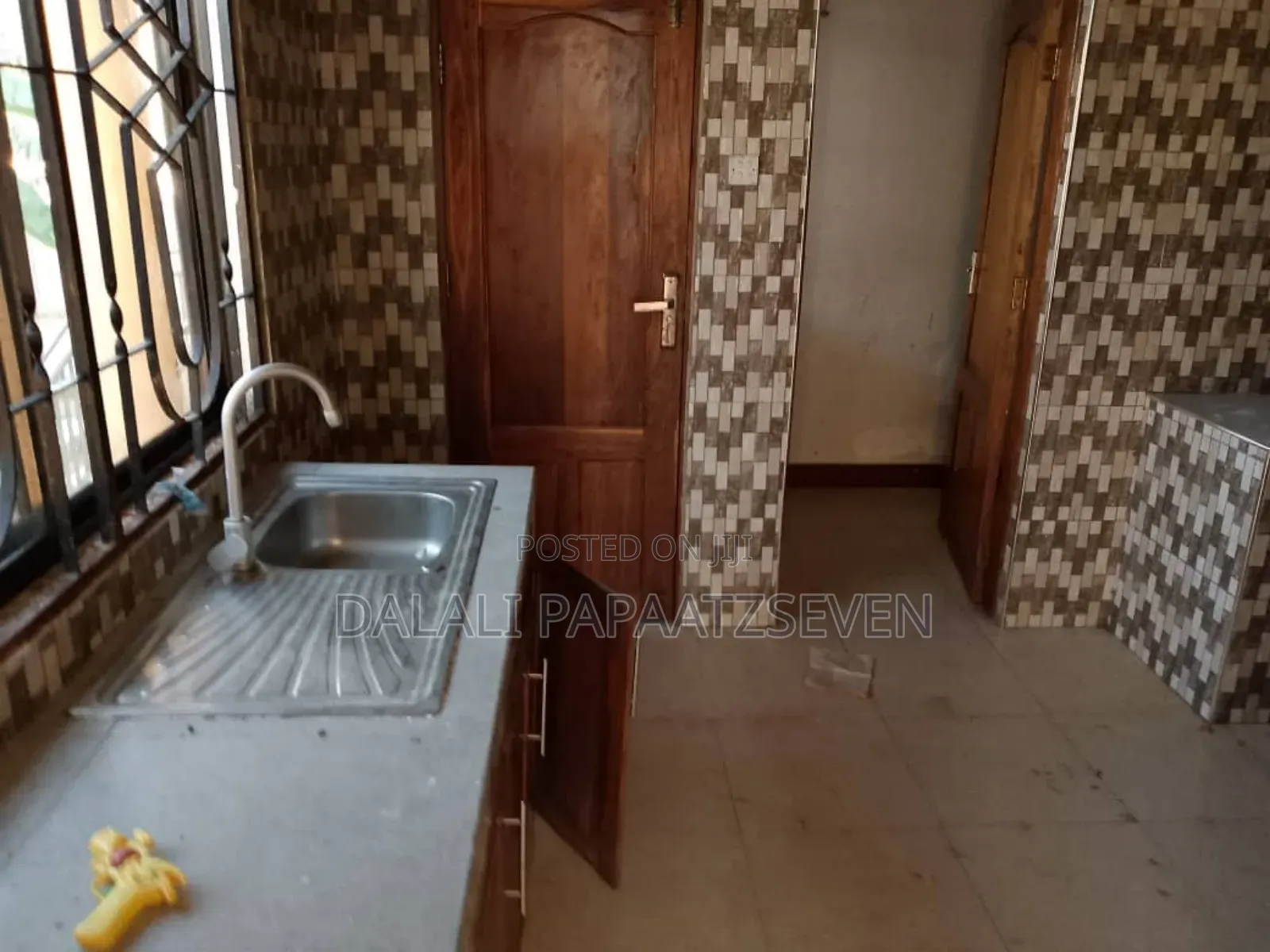 3bdrm House in Dalalipapaatzseven, Bunju for rent
