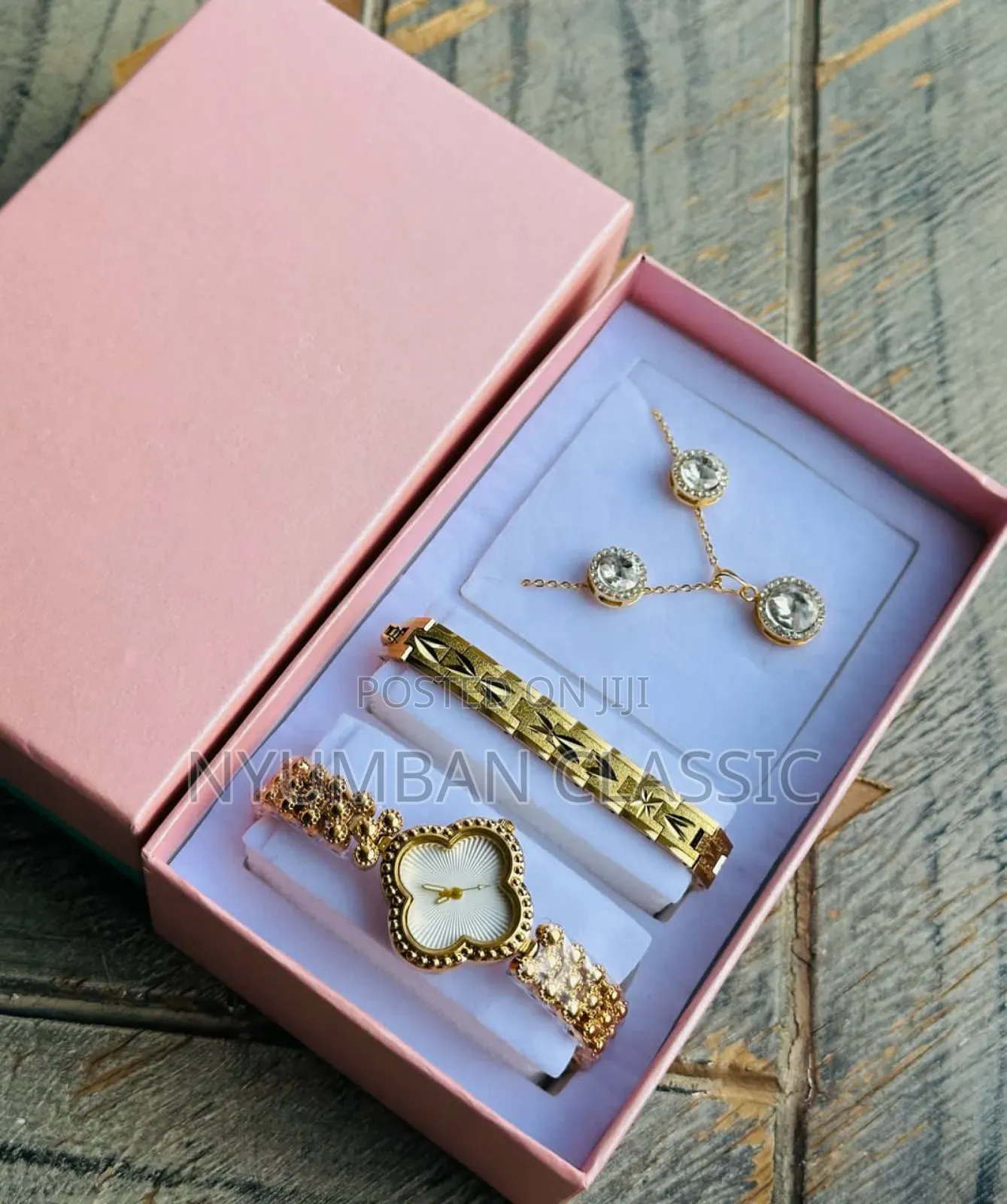 Watches ,Chain,Blacelet,Earings
