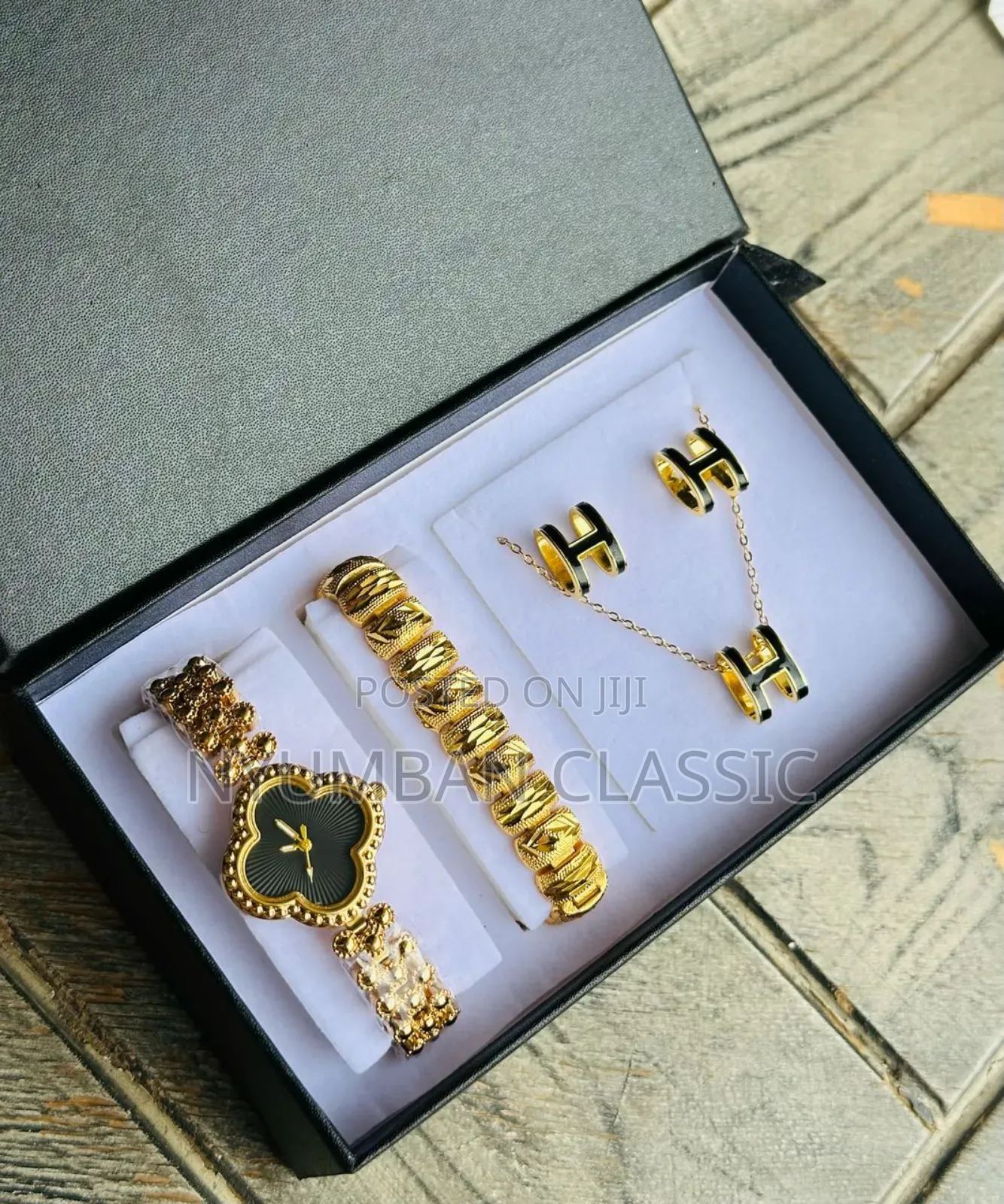 Watches ,Chain,Blacelet,Earings