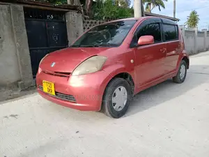 Toyota Passo 2005 Purple