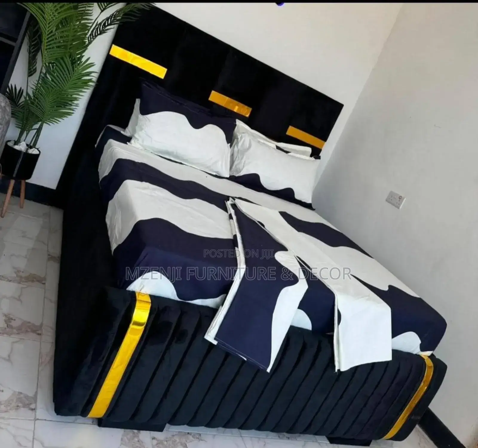 Sofabed With Alcobonds