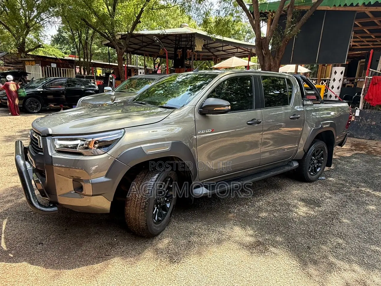 Toyota Hilux 2024 Brown