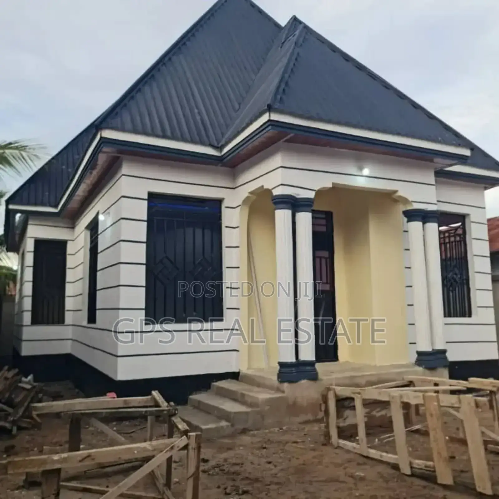 3bdrm House in Mbagala Mzambarauni, Temeke for sale