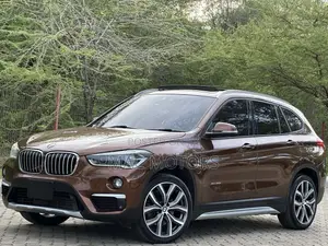 BMW X1 xDrive28i AWD 2016 Brown