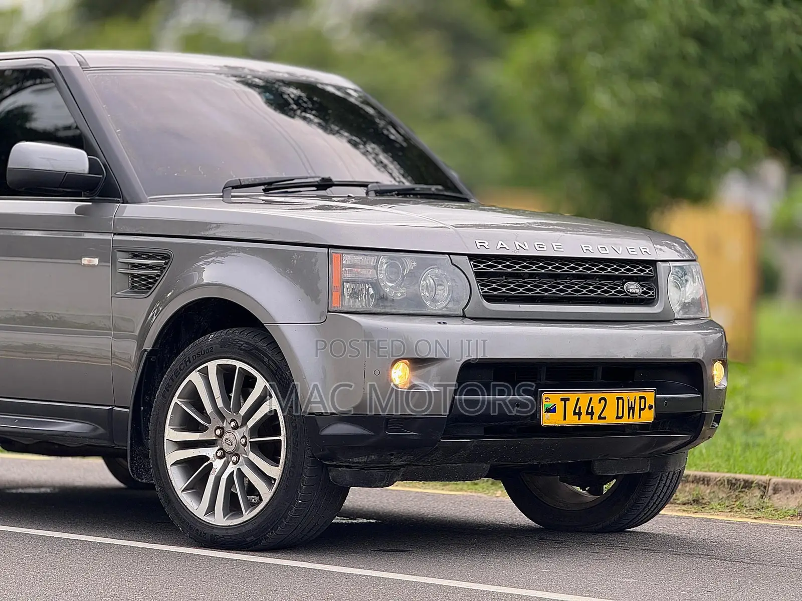 Land Rover Range Rover Sport 2010 Gray