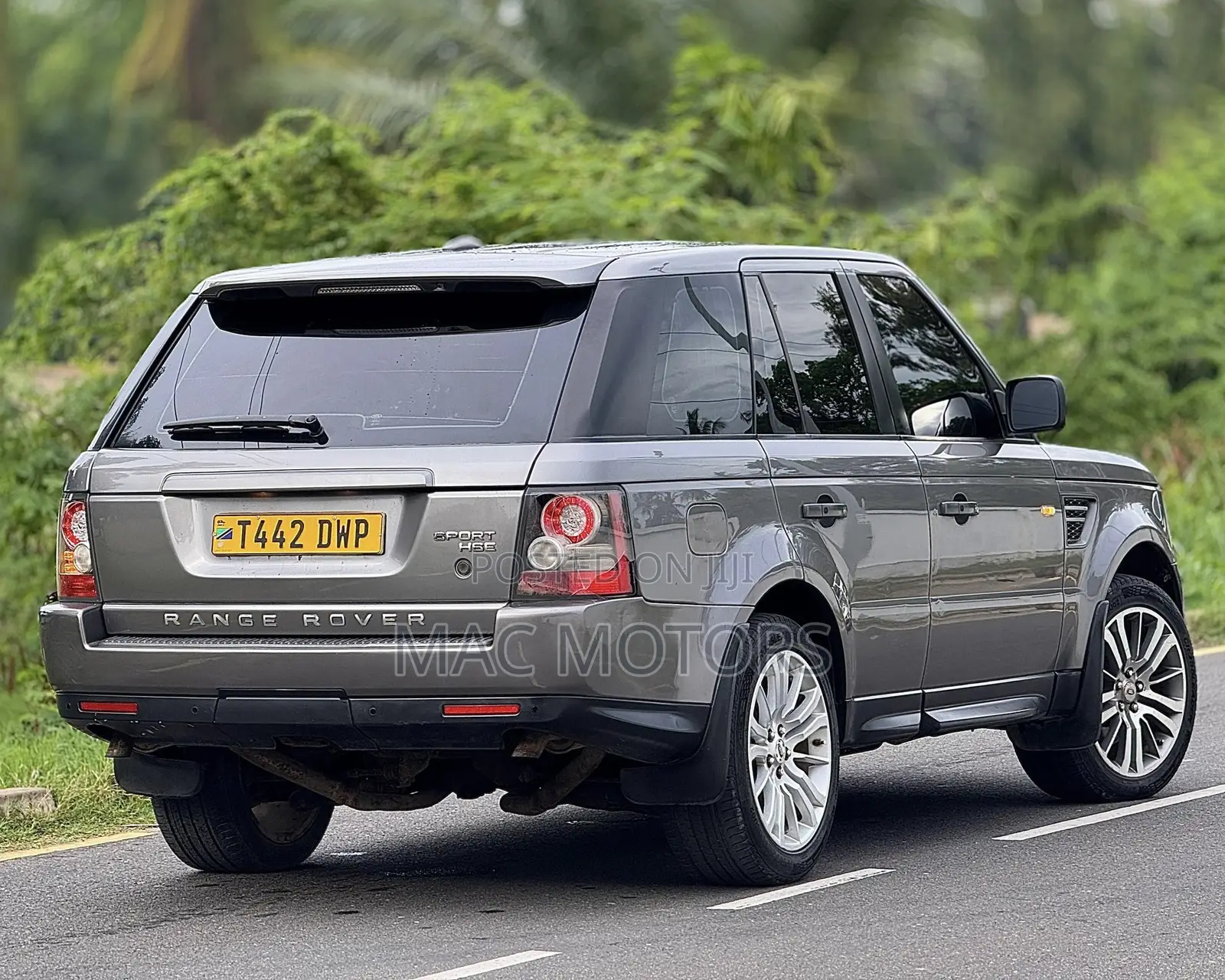 Land Rover Range Rover Sport 2010 Gray