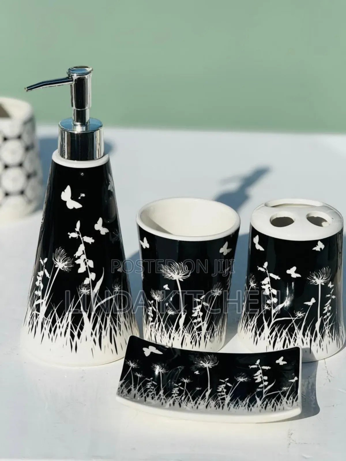 Ceramic Soap Dish Set