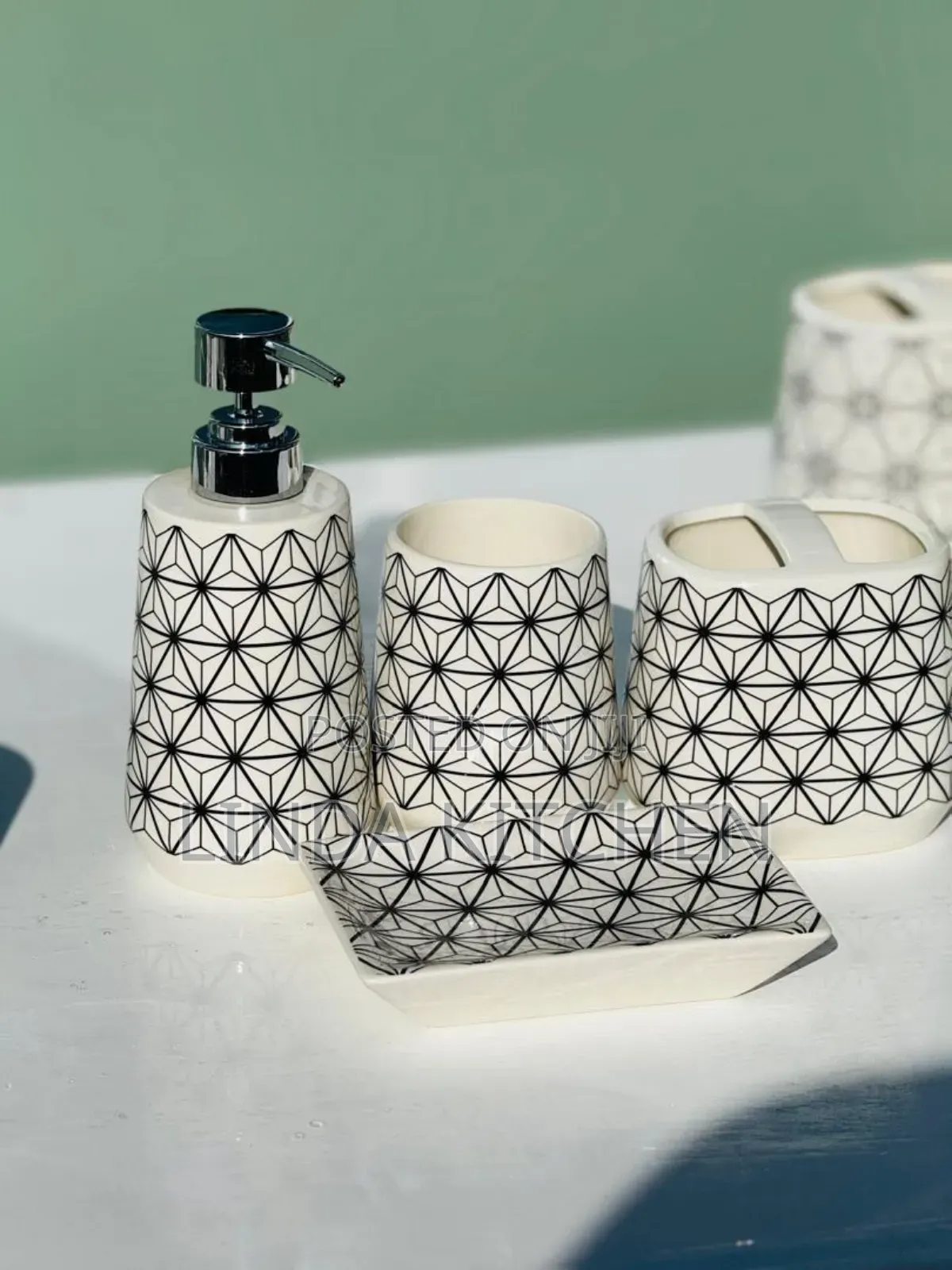 Ceramic Soap Dish Set