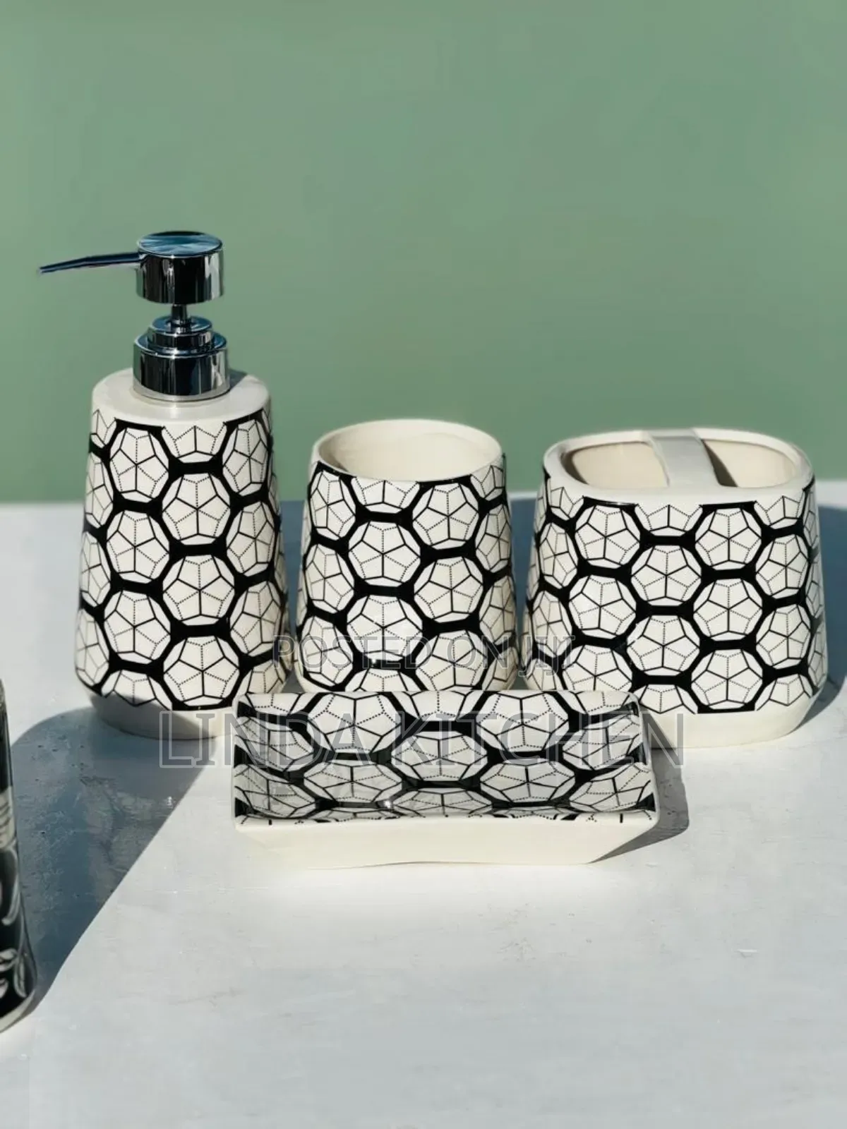 Ceramic Soap Dish Set