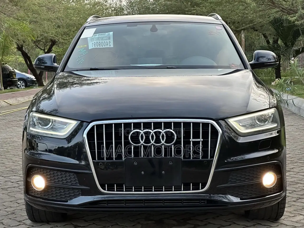 Audi Q3 2013 Black