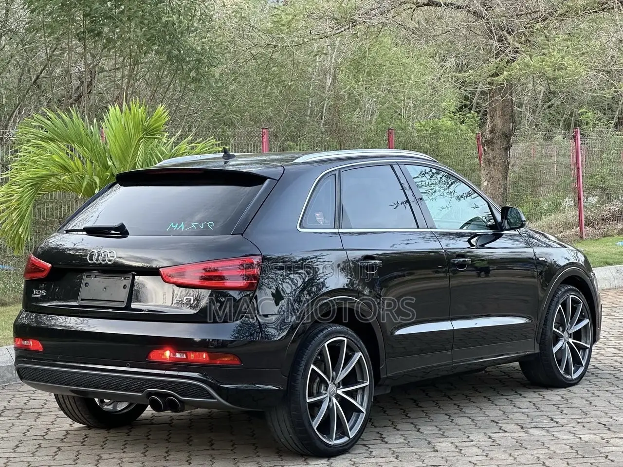 Audi Q3 2013 Black