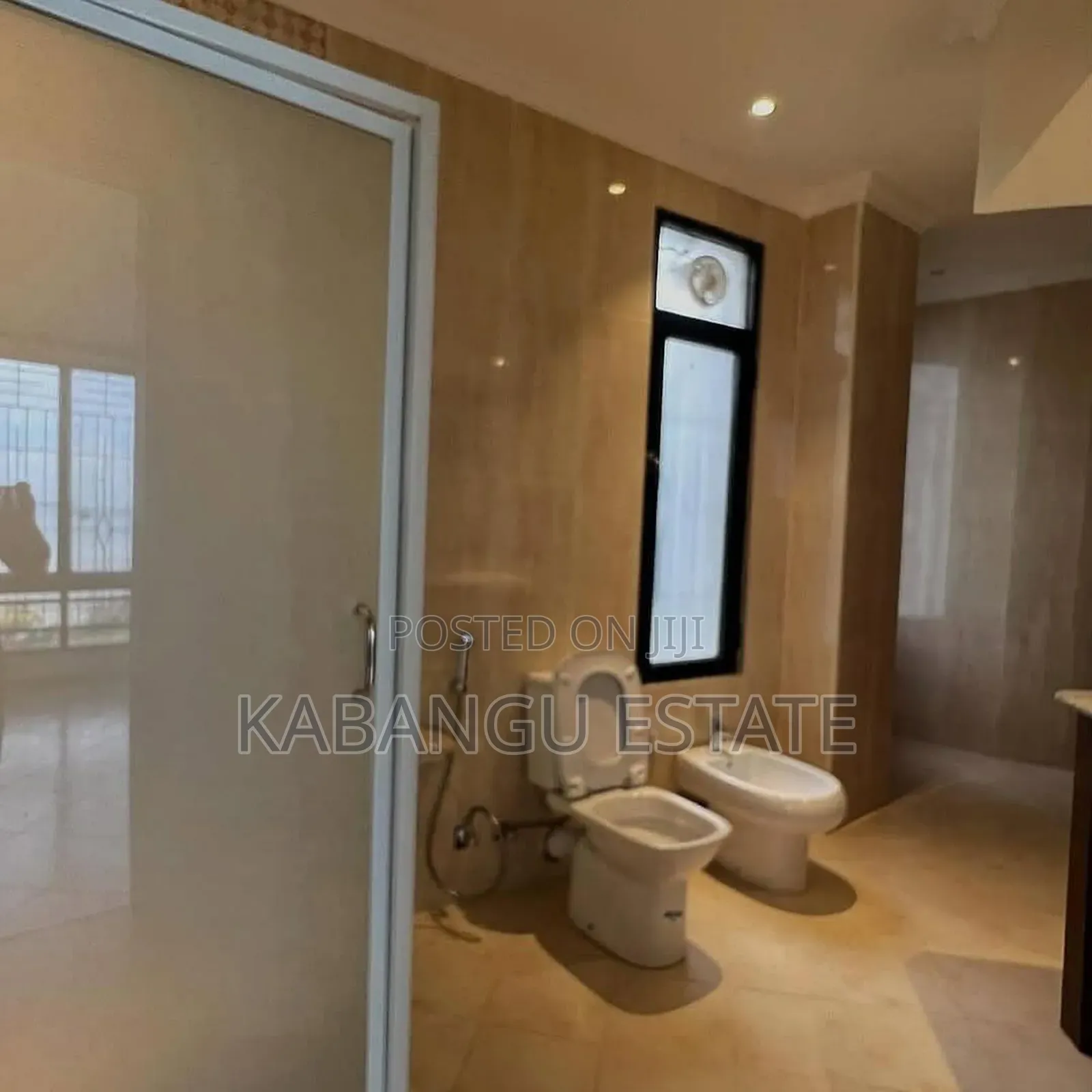 Furnished 4bdrm Villa in Kawebeach for rent