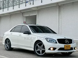 Mercedes-Benz C-Class 2008 Pearl