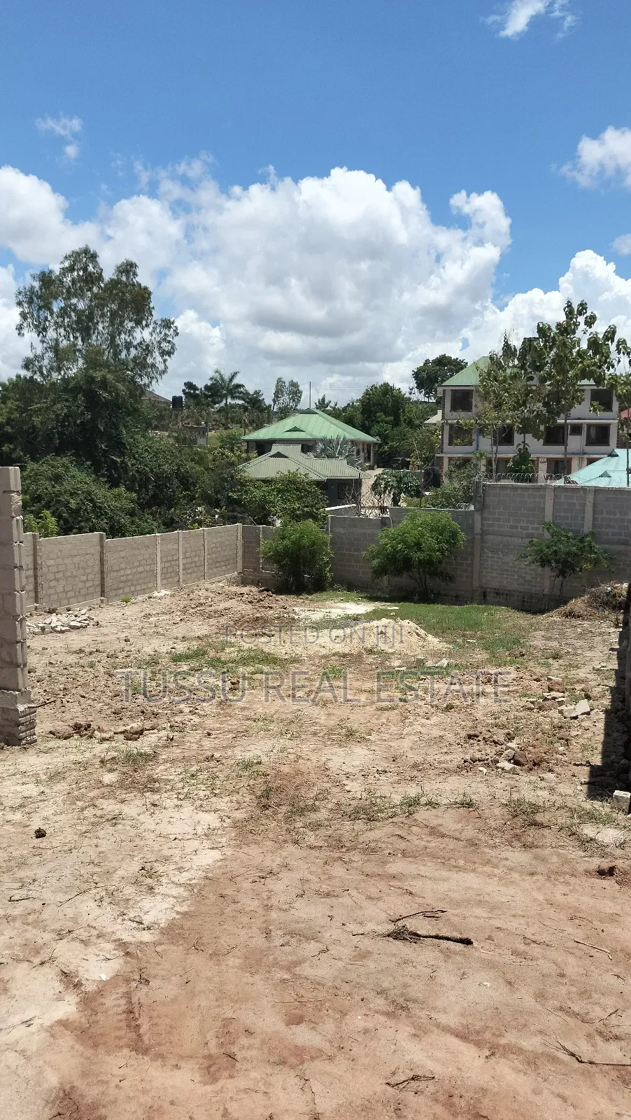 Fenced Plot for Sale in Goba Lastanza SQM 750