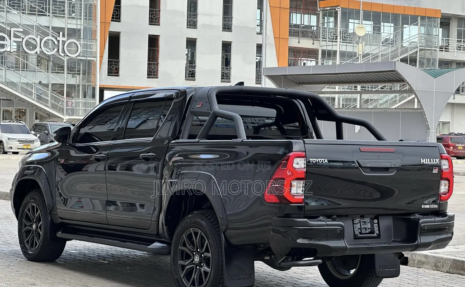 New Toyota Hilux 2024 Black