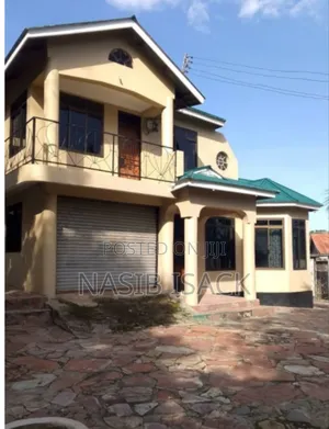 Furnished 6bdrm House in Bwiru, Kirumba for sale