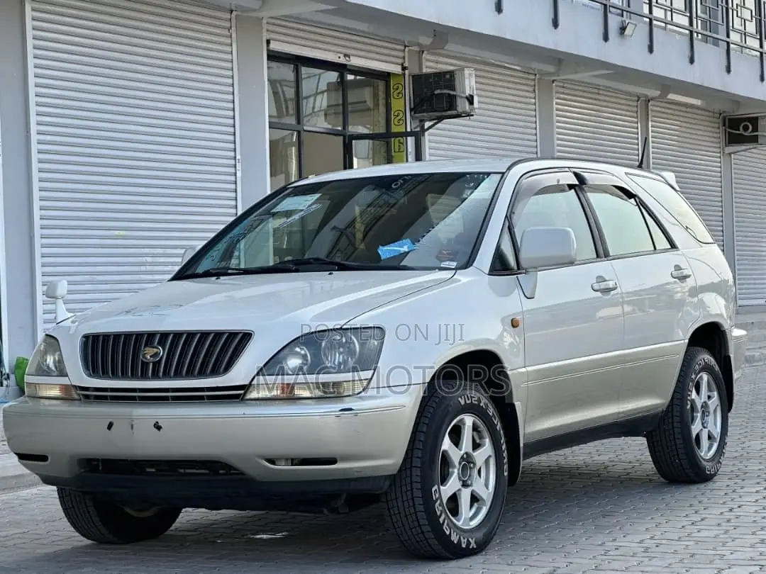 Toyota Harrier 2.2 16V 4WD 2001 White