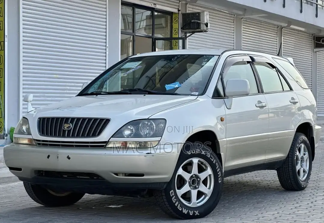 Toyota Harrier 2.2 16V 4WD 2001 White
